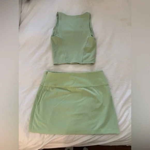 Aritzia Women's Skirt Set - Picture 2 of 5